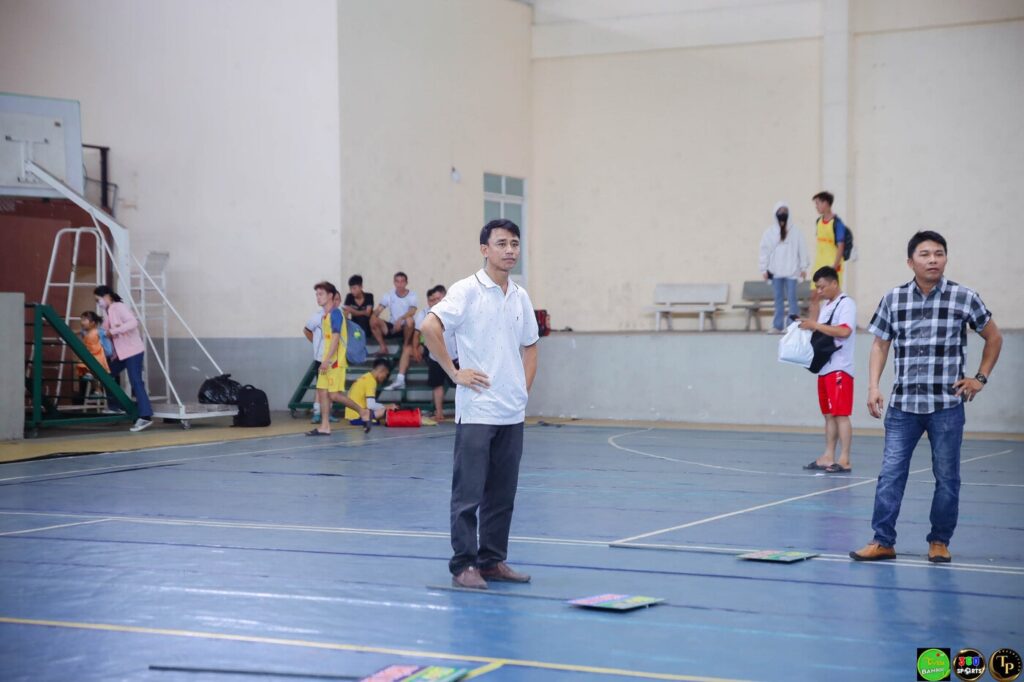 hoidonghuongvantrach.com 14