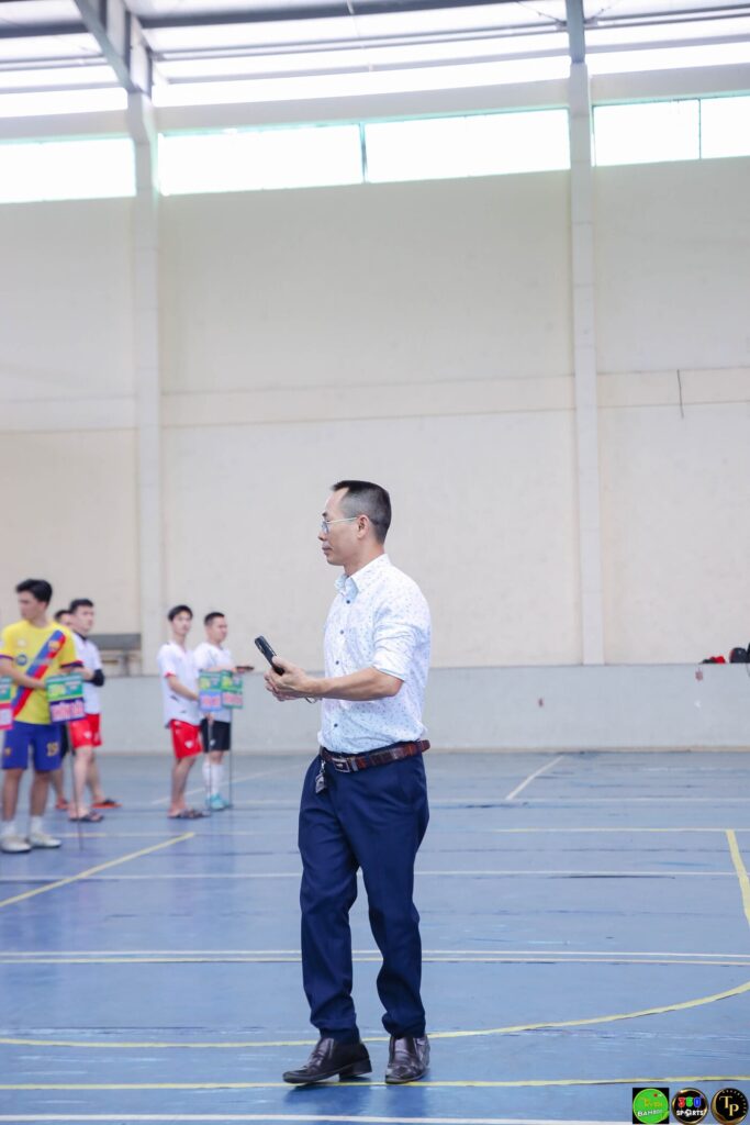 hoidonghuongvantrach.com 45