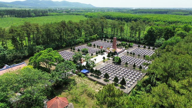 Bệnh binh gần 35 năm lặng thầm chăm 'giấc ngủ' đồng đội